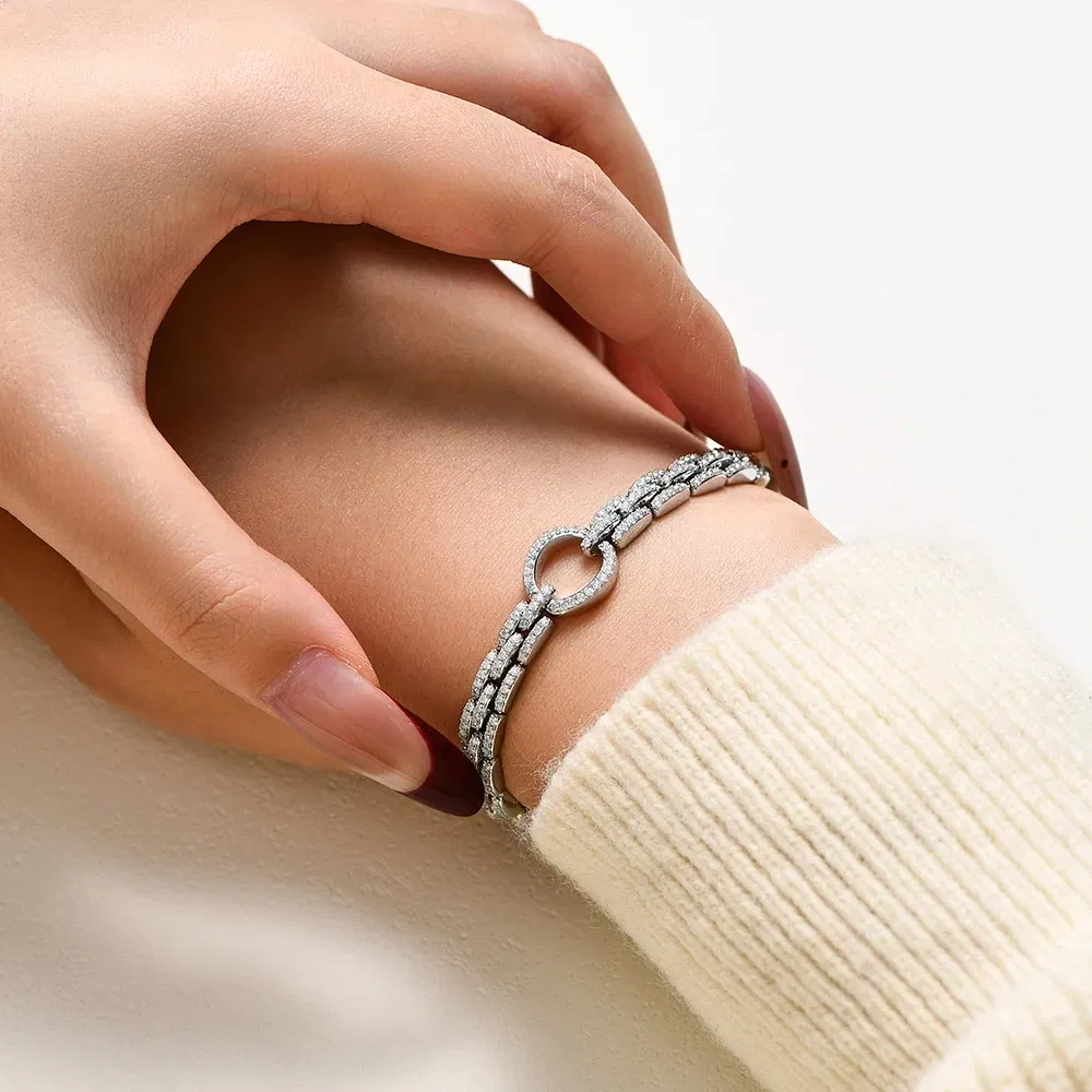 Unity Pavé Chain Bracelet view 4