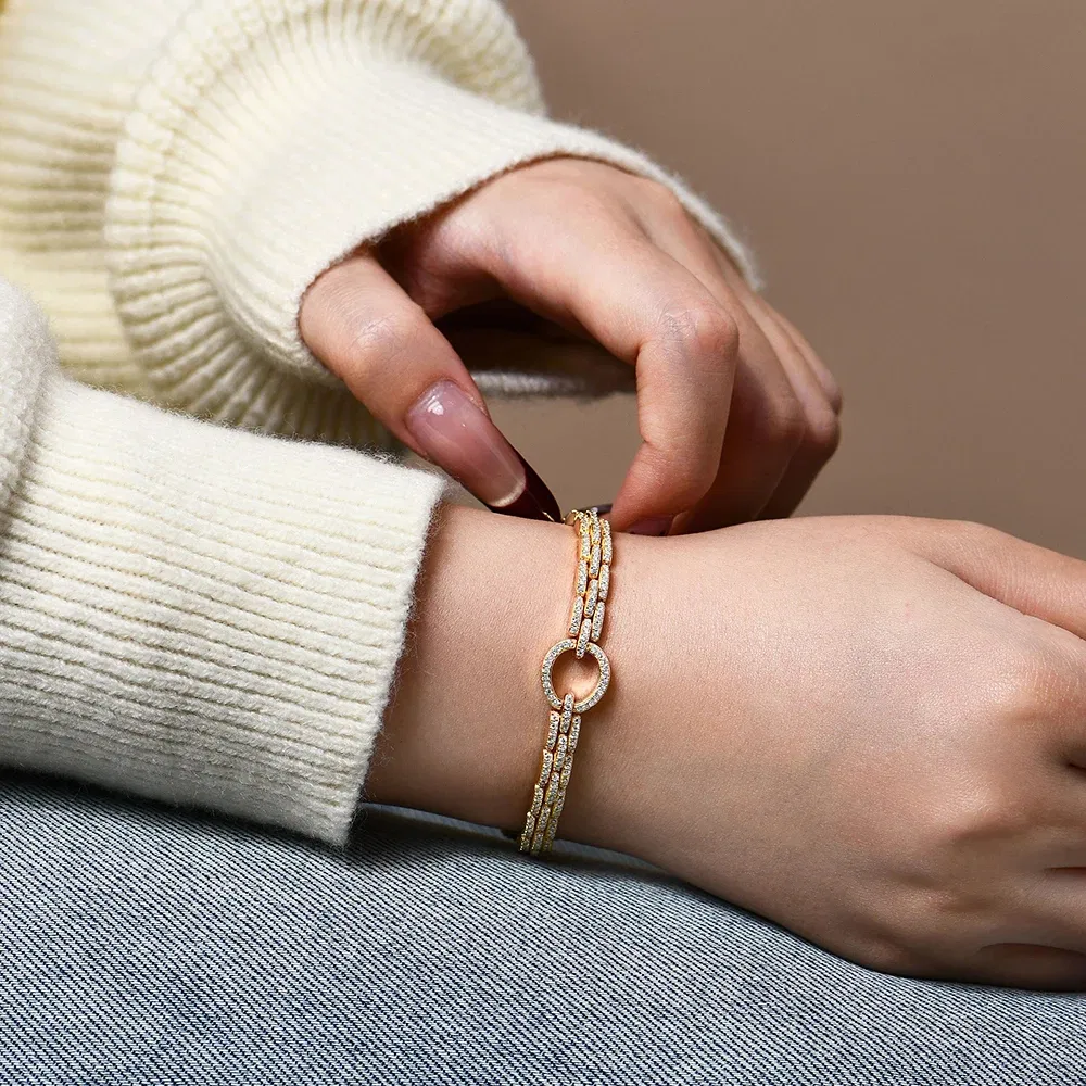 Unity Pavé Chain Bracelet view 6