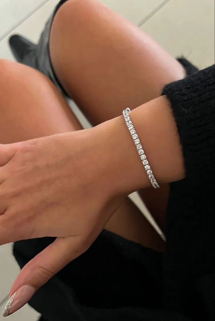 Customer bracelet photo